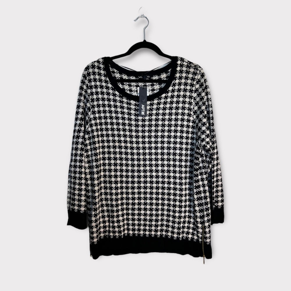 Houndstooth Knit Sweater with Gold Shimmer APT. 9 XL